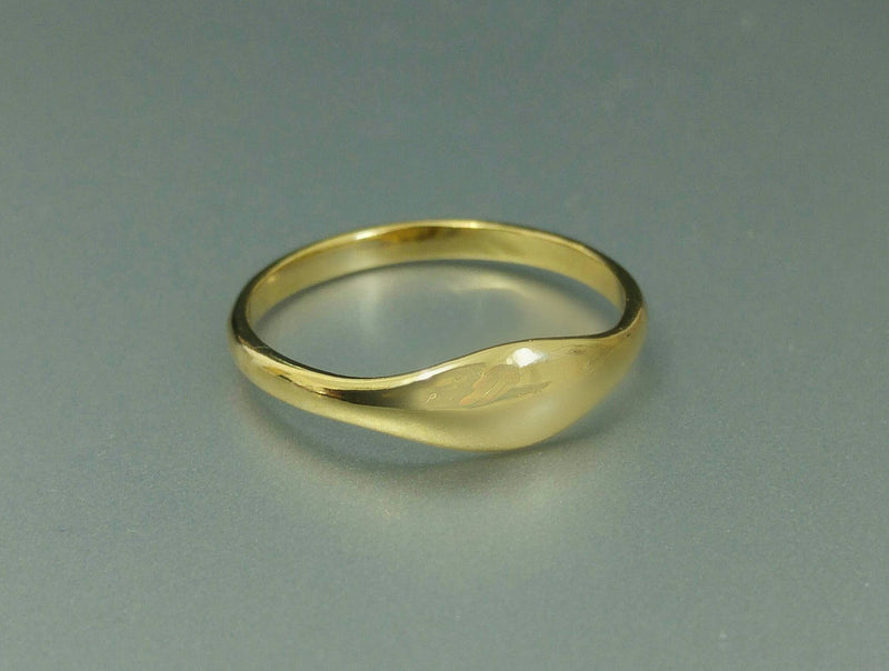  Classic Yellow Gold Wedding Ring