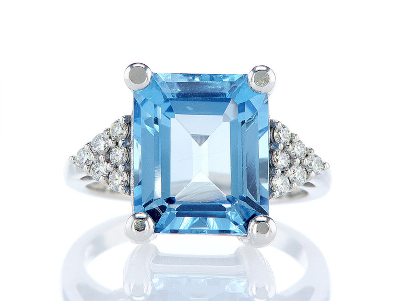 Charlotte - Oval Cut Pale Blue Green Sapphire Ring with Hugging Halo i –  Jessica Flinn Fine Jewellery
