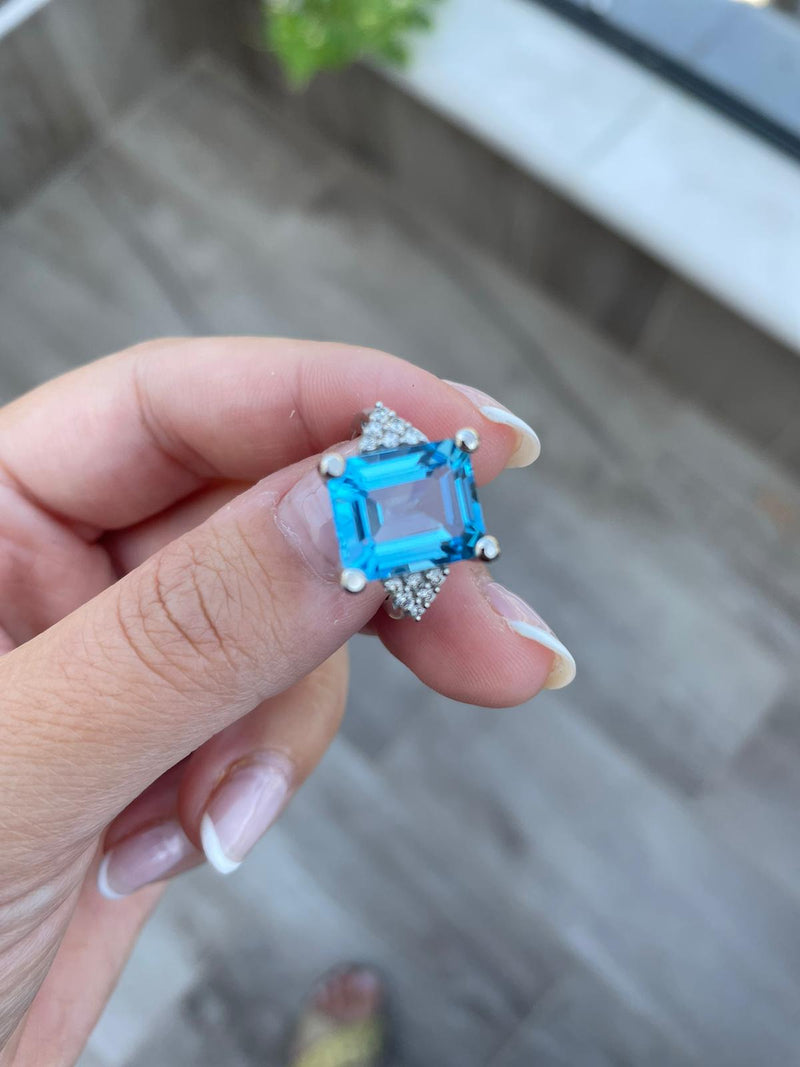 12x10mm Emerald Cut Fancy Blue Topaz Fashion Ring